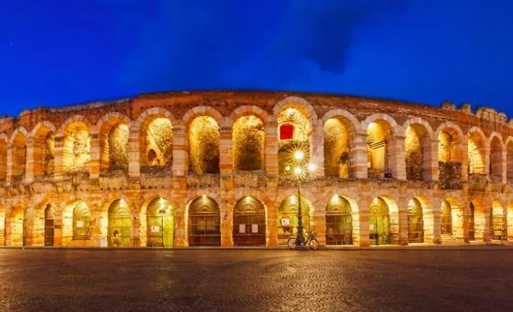 Appartamento Al Chicco Colà Italia